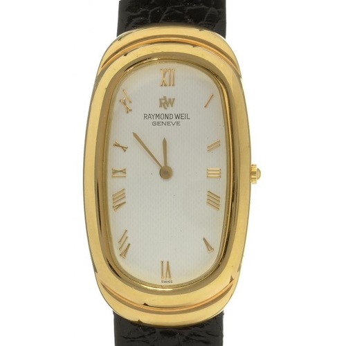 28 - A RAYMOND WEIL GOLD PLATED GENTLEMAN'S WRISTWATCH