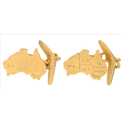 106 - A PAIR OF GOLD 'MAP' CUFFLINKS OF AUSTRALIA, MARKED 9CT LD, 2.5G