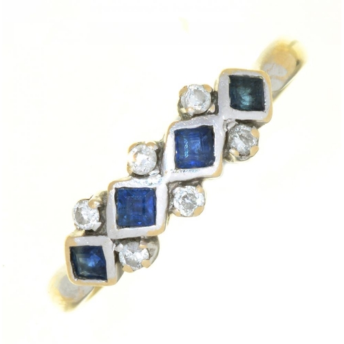 109 - A SAPPHIRE AND DIAMOND RING, IN 18CT GOLD, LONDON 2001, 2G, SIZE M