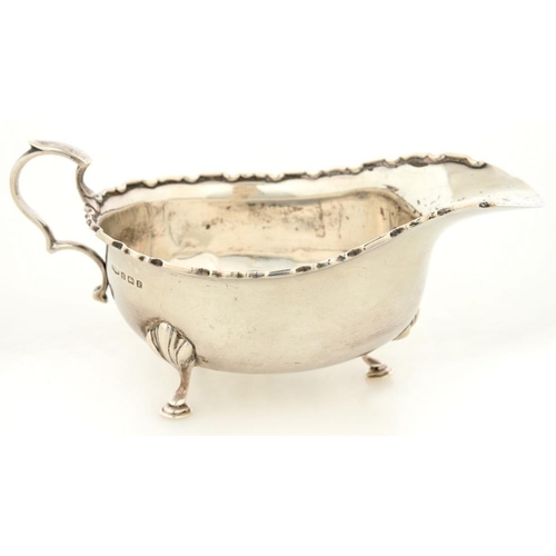 150 - A GEORGE V SILVER SAUCE BOAT, 7.5 CM H, BIRMINGHAM 1914, 3OZS 4DWTS