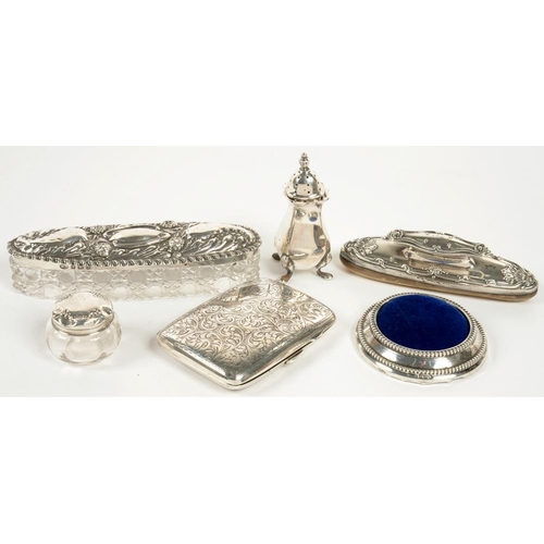 174 - MISCELLANEOUS SILVER ARTICLES, INCLUDING A GEORGE V SILVER CIGARETTE CASE, 8 CM W, BIRMINGHAM 1927, ... 