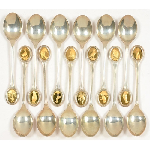 179 - A SET OF TWELVE ELIZABETH II RSPB SILVER TEASPOONS, LONDON 1975, 10OZS 8DWTS