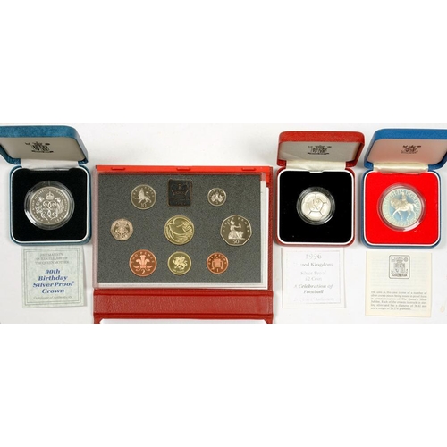 379 - UNITED KINGDOM SILVER COINS. DECIMAL, COMPRISING TWO PROOF CROWNS AND PROOF TWO POUNDS, 1996 AND PRO... 