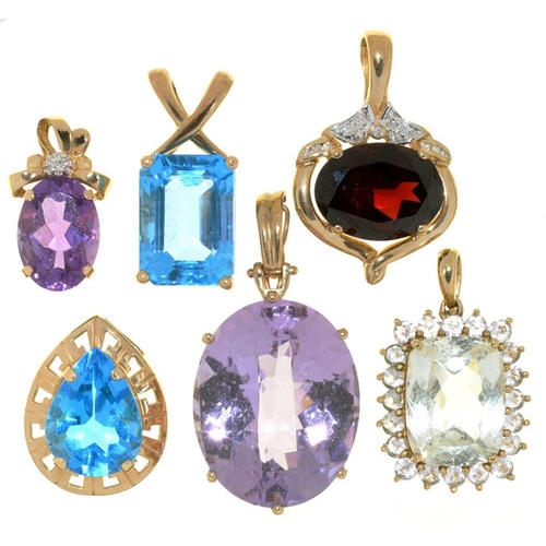 68 - SIX GEM SET PENDANTS IN 9CT GOLD AND GOLD MARKED 9K, COMPRISING TWO AMETHYST  PENDANTS, A GARNET AND... 