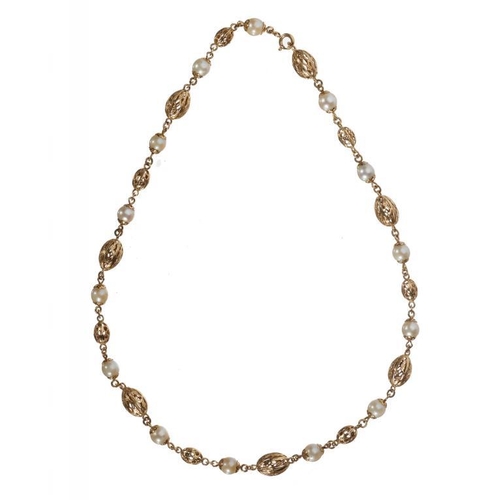 89 - AN ITALIAN  CULTURED PEARL AND GOLD OPENWORK NECKLACE  42cm, marked K18, 25g