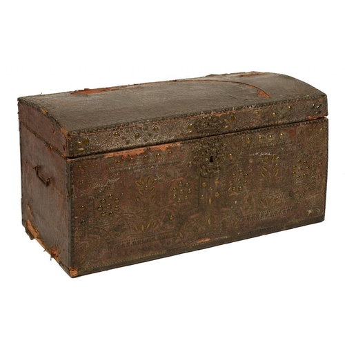 645 - A NORTHERN EUROPEAN EMBOSSED BRASS AND NAILED LEATHER COVERED TRAVELLING TRUNK, EARLY 19TH C  with i... 