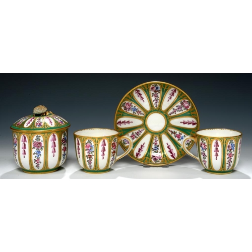 81 - A S�VRES GREEN GROUND SUGAR BOWL  AND COVER,  POT A SUCRE 'BOURET' OF THE SECOND SIZE, TWO CUPS AND ... 