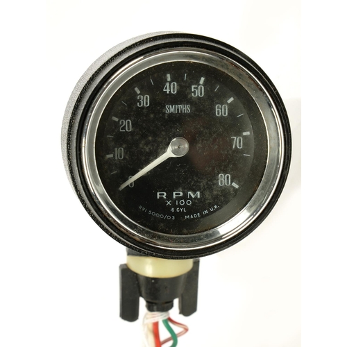 262 - A 1960'S SMITHS MOTOR CAR RPM METER