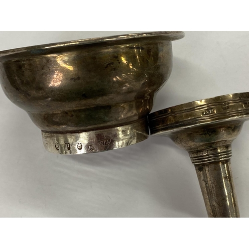 136 - A GEORGE III SILVER WINE FUNNEL, 12 CM H, INDISTINCT MAKER'S MARK, LONDON 1790, 2OZS 7DWTS