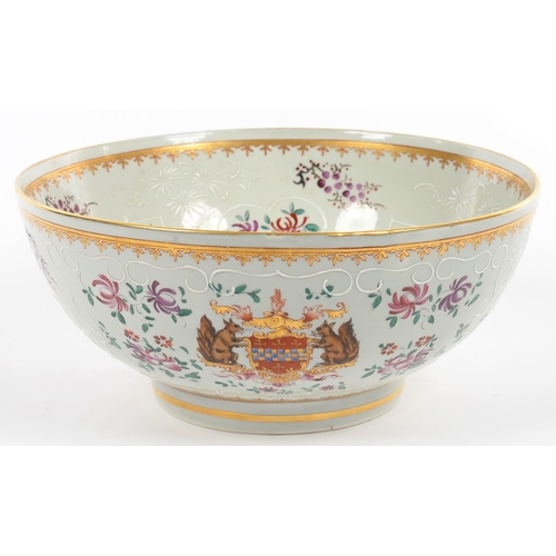 184 - A SAMSON TYPE CHINESE EXPORT PORCELAIN FAMILLE ROSE PUNCH BOWL BOWL, 28.5CM DIAM, PAINTED L IN SEPIA... 