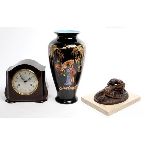 498 - A BRONZED RESIN EROTIC SCULPTURE ON MARBLE BASE, 25CM LONG, A SMITH'S BAKELITE MANTEL CLOCK AND ... 