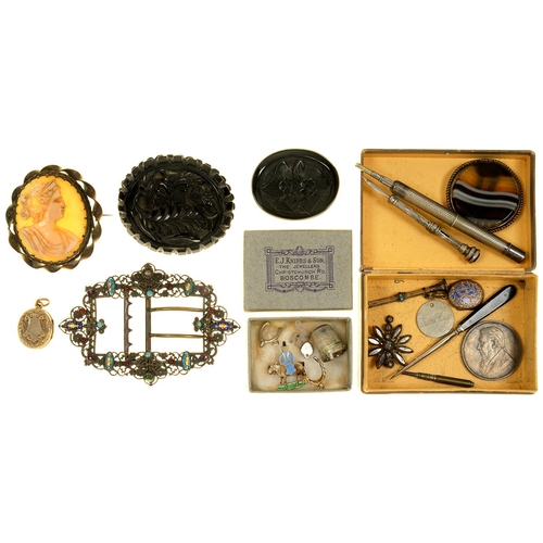 99 - MISCELLANEOUS SILVER, COSTUME JEWELLERY AND OTHER ARTICLES, TO INCLUDE AN ENAMEL AND GEM SET BUCKLE,... 