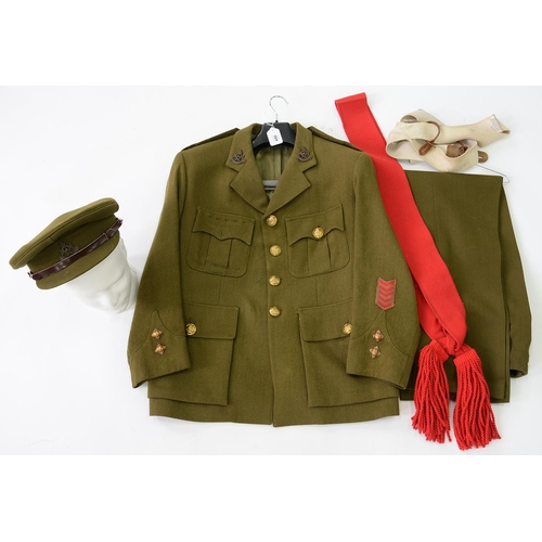 450 - UNIFORM. A BRITISH ARMY LIEUTENANT'S TUNIC BY MICHAEL JAY, STOWMARKET, A PAIR OF TROUSERS AND A CAP