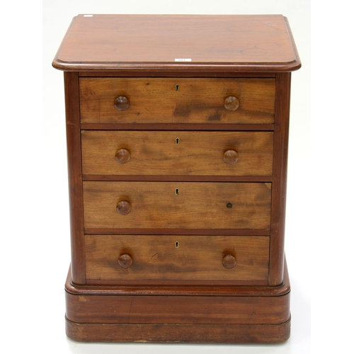 601 - A VICTORIAN MAHOGANY CHEST OF DRAWERS, 75CM H; 59 X 49CM