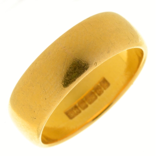 2 - A 22CT GOLD WEDDING BAND, BIRMINGHAM 1961, 7.4G. SIZE L