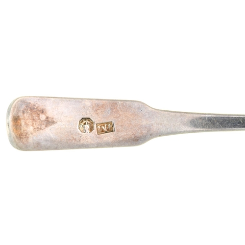 95 - A SCOTTISH PROVINCIAL SILVER TODDY LADLE oar pattern, maker's mark IM and thistle only, c1800 1oz 4d... 