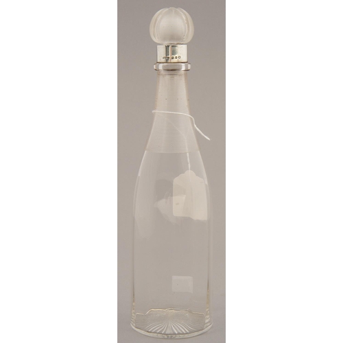 193 - A VICTORIAN SILVER MOUNTED MACHINE THREADED GLASS DECANTER AND STOPPER, STOURBRIDGE, 29CM OVERALL, M... 