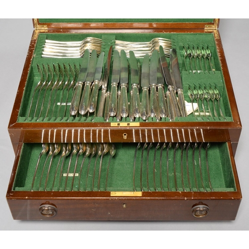 203 - A COMPOSED VICTORIAN SILVER TABLE SERVICE, OLD ENGLISH THREAD PATTERN, LONDON AND EXETER, MAINLY BY ... 