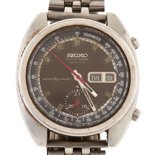 297 - A Seiko stainless steel self-winding gentleman's chronograph wristwatch, Japan 6139-6040T... 