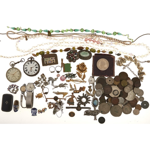 599 - Miscellaneous antique and vintage costume jewellery, to include a silver lever watch, lighters, coin... 