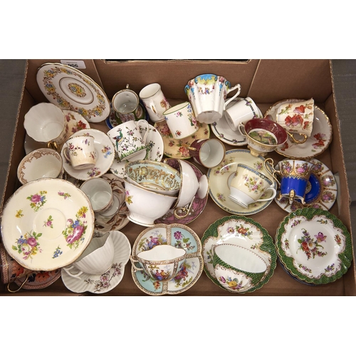 906 - A quantity of Continental cabinet cups and decorative coffee and teacups, etc, to include Dresden, N... 