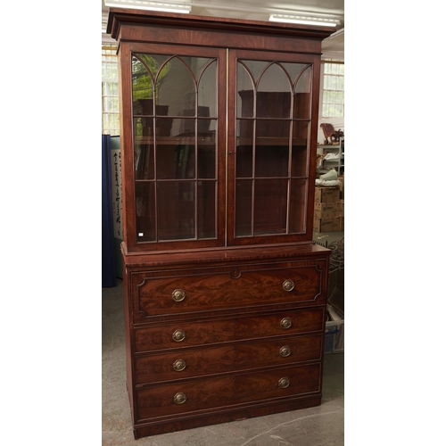 1466 - A George III mahogany secretaire bookcase in the manner of Gillows, c1800, the cabinet with projecti... 