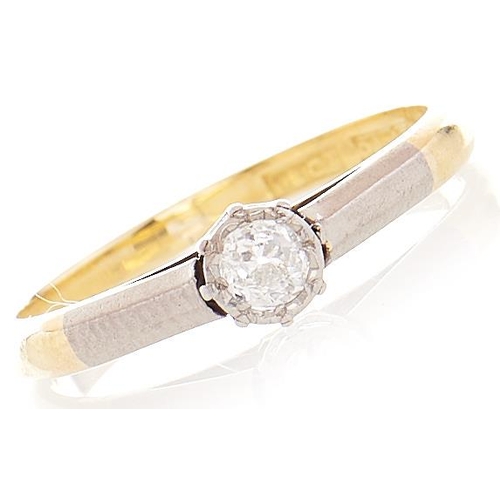 101 - A diamond solitaire ring, gold hoop marked 18ct PLAT, 3.2g, size K