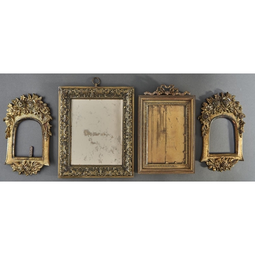 1059 - Two and a pair of Edwardian and late 19th c brass photograph or miniature frames, 21 x 18mm and smal... 
