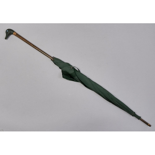 1279 - A hardstone handled parasol, Brigg & Sons London & Paris, early 20th c, the finely carved ne... 