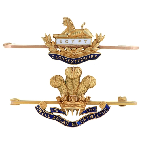 574 - Royal Welsh and Gloucestershire Regiments. Two gold and enamel sweetheart's brooches, early 20th c, ... 