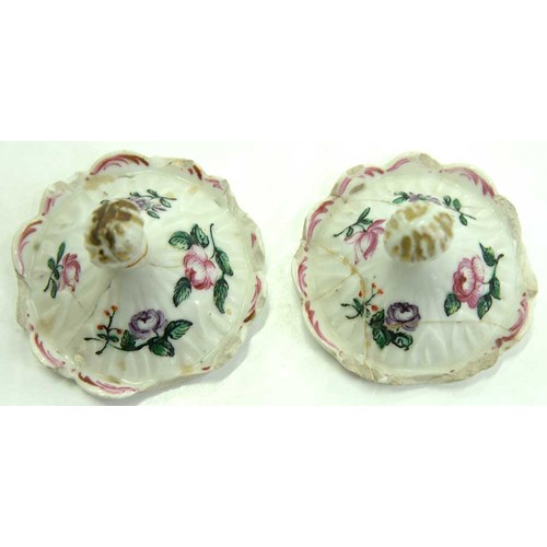 283 - A pair of Chinese export porcelain famille rose artichoke custard cups and covers, c1770, painted wi... 