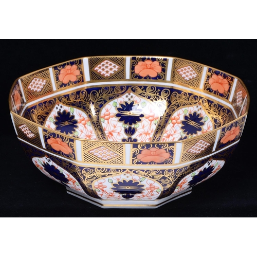 69 - A Royal Crown Derby octagonal Imari pattern fruit bowl, 1920,  24.5 x 24.5cm, printed mark... 