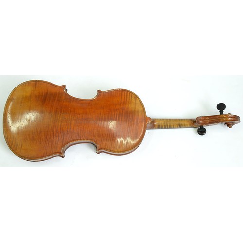 623 - A violin, early 20th c, with one-piece back, length of back 36cm, two tennis rackets, a small leathe... 