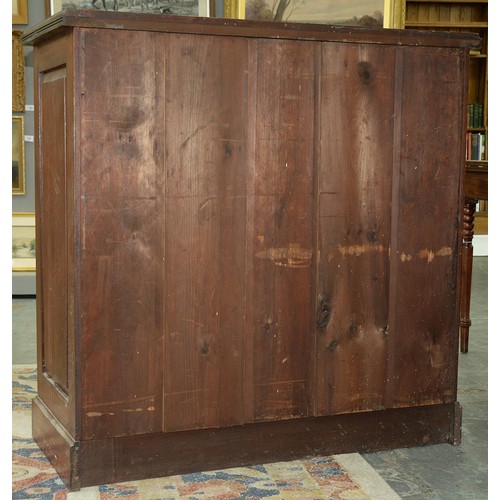 901 - A Victorian walnut and maple chest of drawers, the sides panelled, 107cm h; 49 x 107cm... 