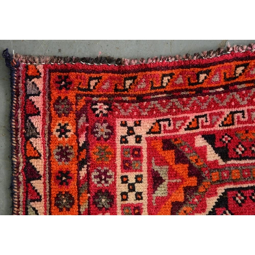 1340 - A rug, 154 x 204cm