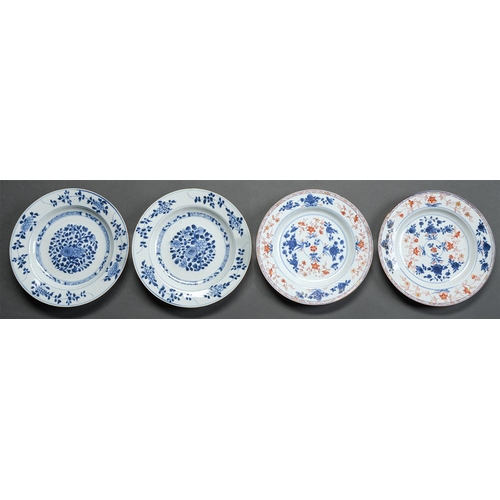 71 - Two pairs of Chinese export porcelain plates, late 18th c, in Imari style or painted in underglaze b... 