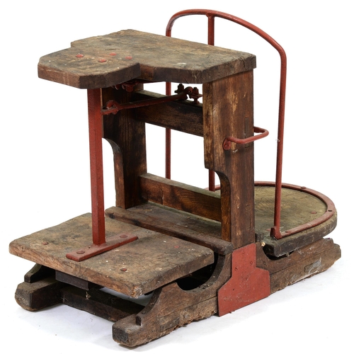 1224 - Rural Lincolnshire bygones. A weighing machine, early 20th c, of ash and red painted iron, 70cm h, s... 