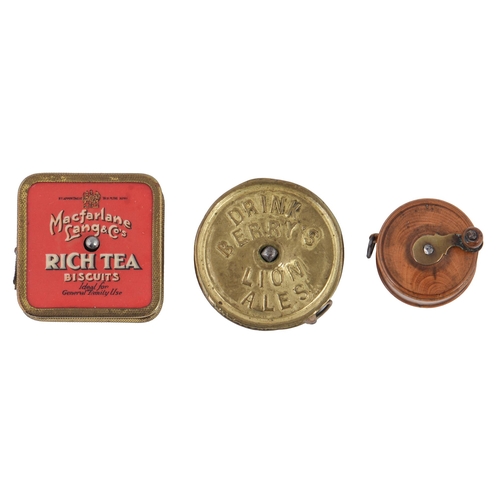 712 - Needlework tools. Three tape measures, one Victorian and of boxwood, the others of tinplate, late 19... 