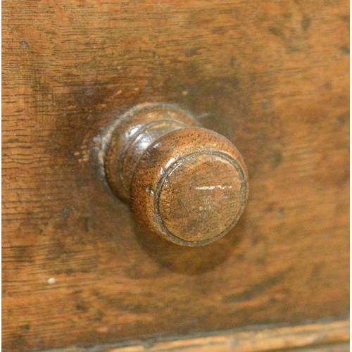 1122 - A William III oak chest of four geometrically moulded drawers, possibly East Anglian, late 17th c, o... 