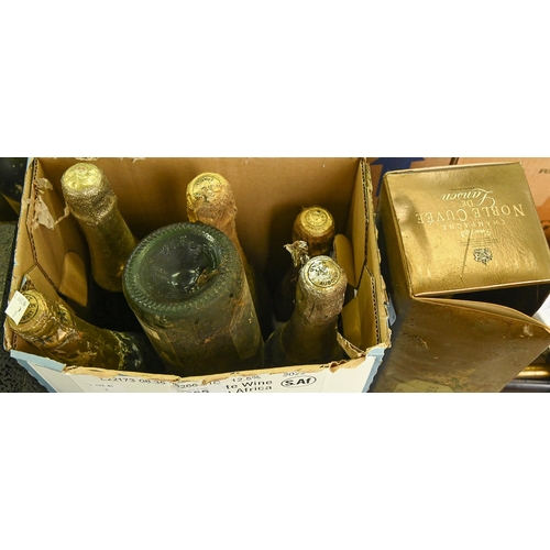 265 - Champagne - Noble Cuvee de Lanson,  card presentation box, Louis Gallic & Cie champagne, Mo... 