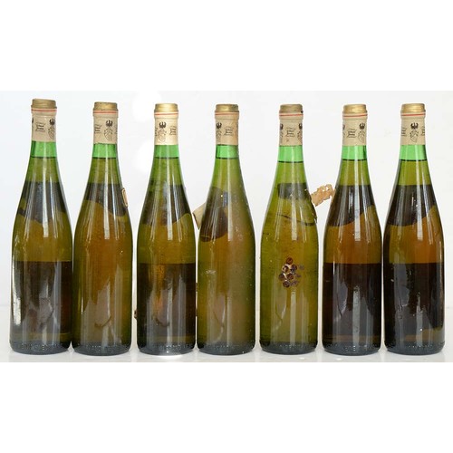 263 - Krughos Bornheiner Hahncehen Auslese 1976, (4) Monchhofer Himmelsjoch Neuburger-Traminer Eiswein 197... 