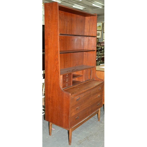 589 - A Danish mid-century modern teak side cabinet, Borge Mogensen, 1960's, the upper part with boarded b... 