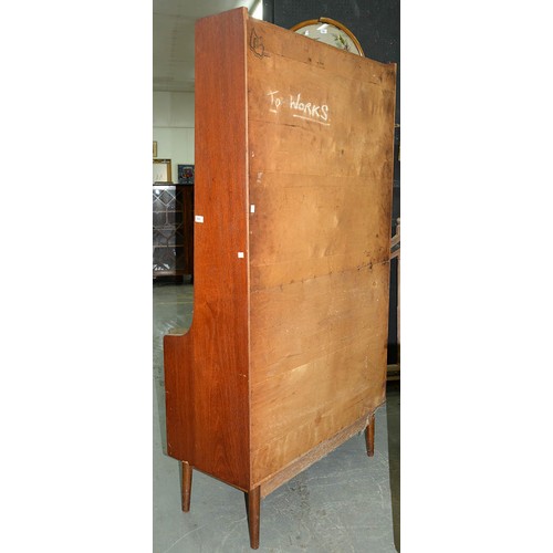 589 - A Danish mid-century modern teak side cabinet, Borge Mogensen, 1960's, the upper part with boarded b... 