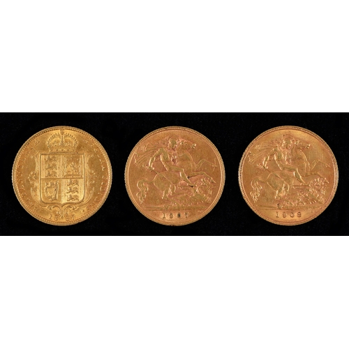 111 - Gold coins. Half sovereign 1887 (shield), 1907 and 1908