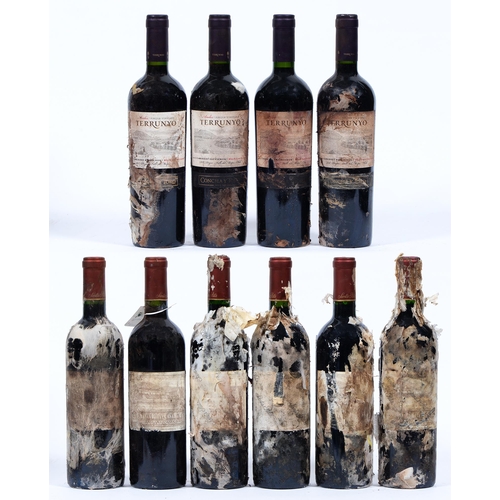 454 - Santa Rita Casa Real, 2008, Cabernet Sauvignon, six bottles, Terrunyo 2017, Cabernet Sauvignon, four... 