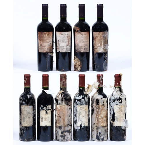 454 - Santa Rita Casa Real, 2008, Cabernet Sauvignon, six bottles, Terrunyo 2017, Cabernet Sauvignon, four... 