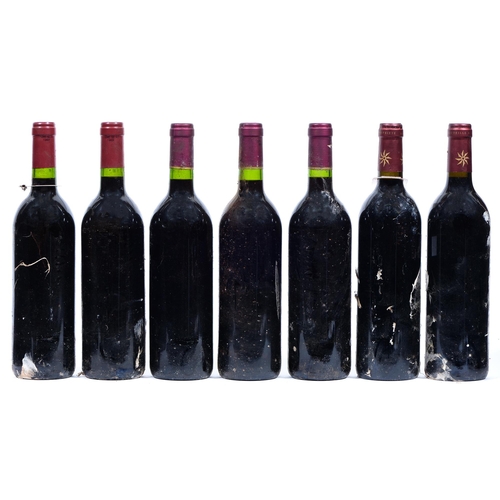 464 - Chateau de Cassiot 2000, two bottles, ______ Saint Emilion 2000, two bottles (labels unreadable), La... 