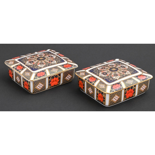 545 - Two Royal Crown Derby Imari pattern boxes and covers, 1981 and 1985, 11.5cm l