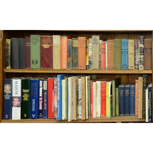 834 - Books - 13 shelves of miscellaneous stock, including 11 Folio Society volumes; Dulac's Arabian Night... 