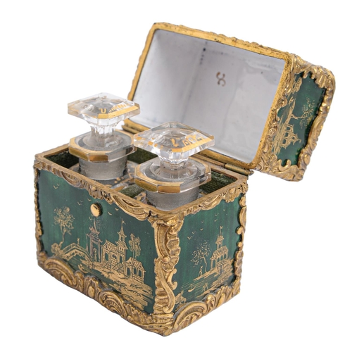 151 - A Samson giltmetal mounted  enamel scent casket, late 19th c,  decorated with chinoiseries on a tran... 